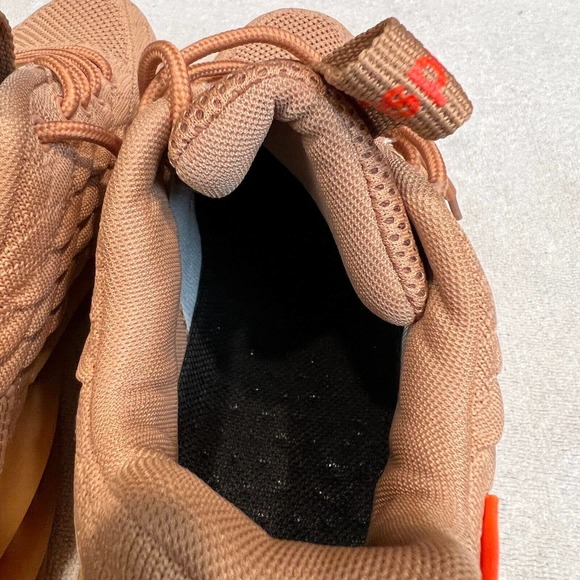 Mens Beige Non-slip Running Shoes NWOT Size 8 SupSport EU 42 Spiral Sole UNIQUE - Picture 8 of 10